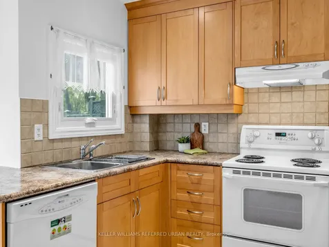 145 Oakcrest Avenue Toronto ON M4C 1B8