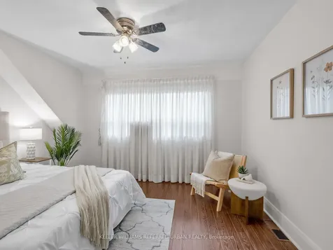 145 Oakcrest Avenue Toronto ON M4C 1B8