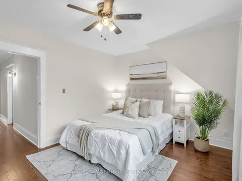 145 Oakcrest Avenue Toronto ON M4C 1B8