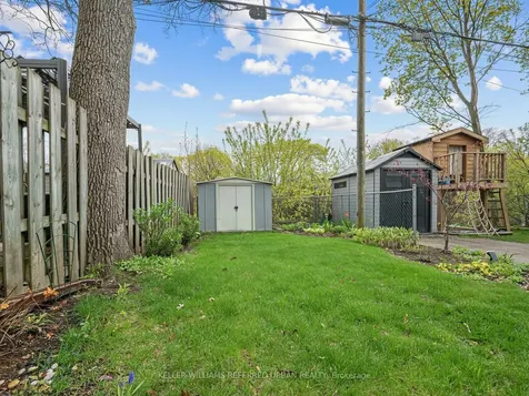 145 Oakcrest Avenue Toronto ON M4C 1B8