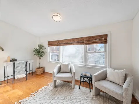 797 Carlaw Avenue Toronto ON M4K 3L1