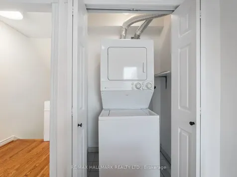 797 Carlaw Avenue Toronto ON M4K 3L1