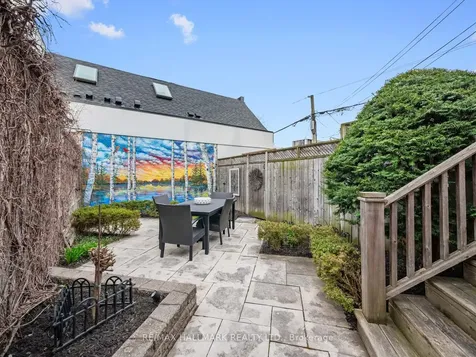 797 Carlaw Avenue Toronto ON M4K 3L1