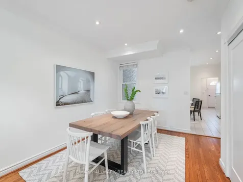 797 Carlaw Avenue Toronto ON M4K 3L1