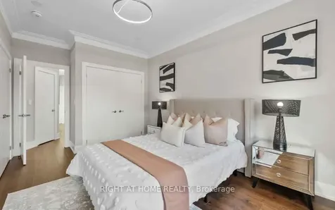 59A Bexhill Avenue Toronto ON M1L 3B7