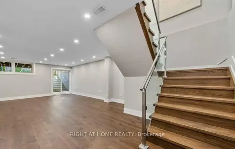 59A Bexhill Avenue Toronto ON M1L 3B7