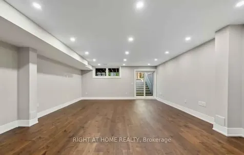 59A Bexhill Avenue Toronto ON M1L 3B7