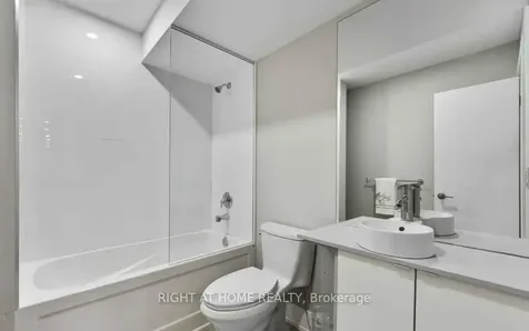 59A Bexhill Avenue Toronto ON M1L 3B7