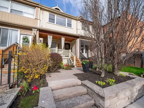 797 Carlaw Avenue Toronto ON M4K 3L1