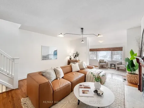 797 Carlaw Avenue Toronto ON M4K 3L1