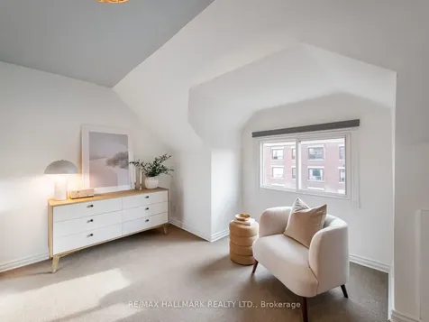 797 Carlaw Avenue Toronto ON M4K 3L1