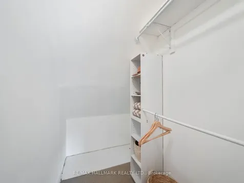 797 Carlaw Avenue Toronto ON M4K 3L1