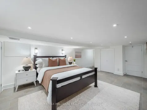 797 Carlaw Avenue Toronto ON M4K 3L1