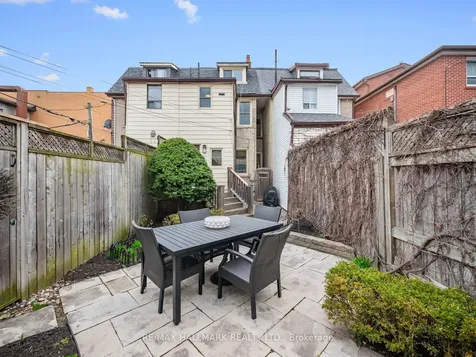 797 Carlaw Avenue Toronto ON M4K 3L1