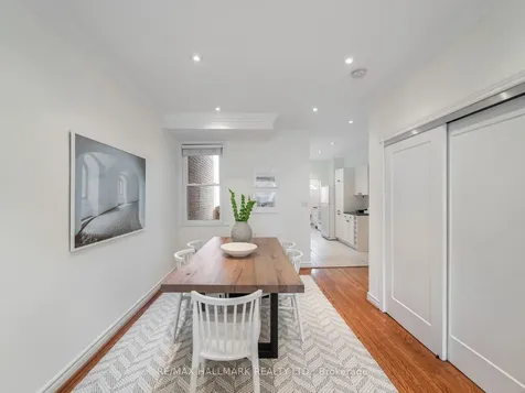 797 Carlaw Avenue Toronto ON M4K 3L1