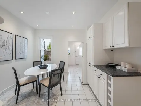 797 Carlaw Avenue Toronto ON M4K 3L1