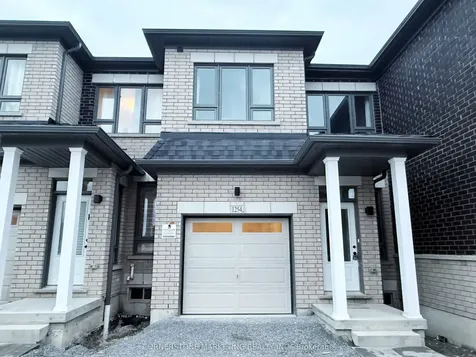 1254 Elizabeth Mackenzie Drive Pickering ON L1V 2P8