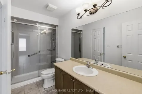 19 Fitzpatrick Court Whitby ON L1M 2G9