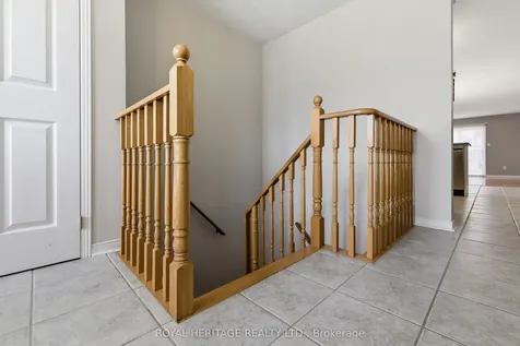 19 Fitzpatrick Court Whitby ON L1M 2G9