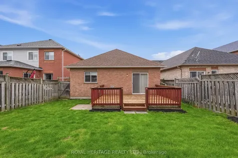 19 Fitzpatrick Court Whitby ON L1M 2G9