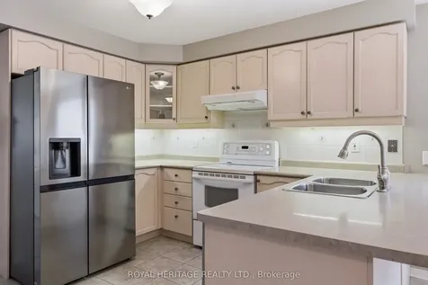 19 Fitzpatrick Court Whitby ON L1M 2G9