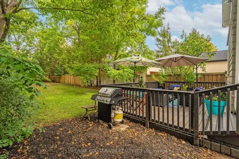 216 Burns Street W Whitby ON L1N 1J9