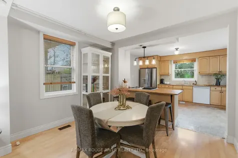 216 Burns Street W Whitby ON L1N 1J9