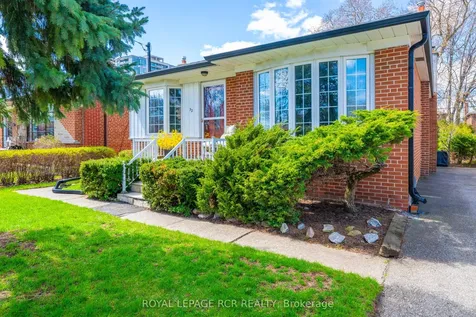 32 Beacon Road Toronto ON M1P 1G7
