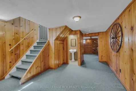 32 Beacon Road Toronto ON M1P 1G7