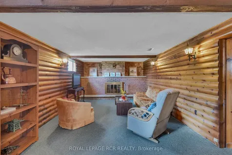 32 Beacon Road Toronto ON M1P 1G7