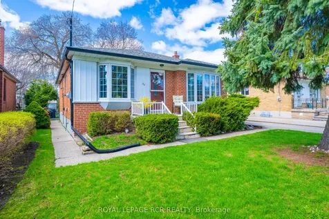 32 Beacon Road Toronto ON M1P 1G7