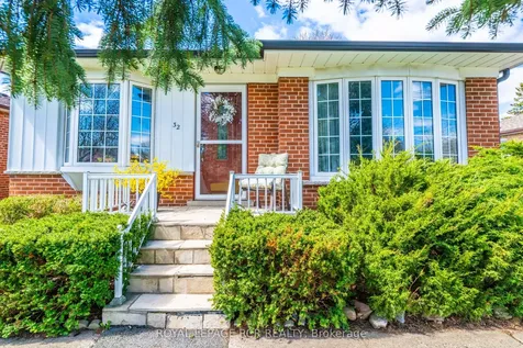 32 Beacon Road Toronto ON M1P 1G7