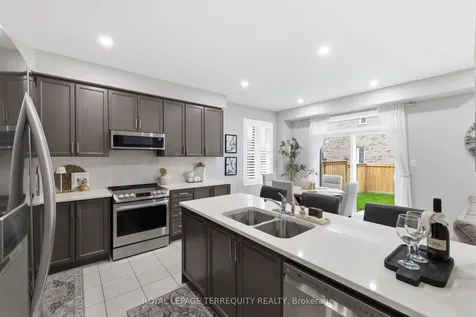215 Ronald Hooper Avenue Clarington ON L1C 7E1