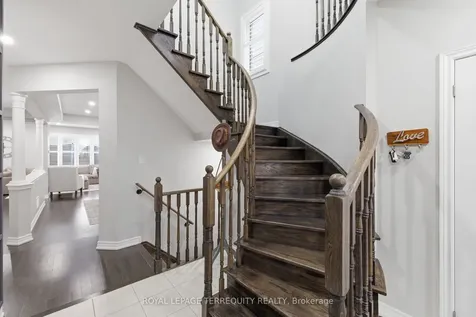 215 Ronald Hooper Avenue Clarington ON L1C 7E1