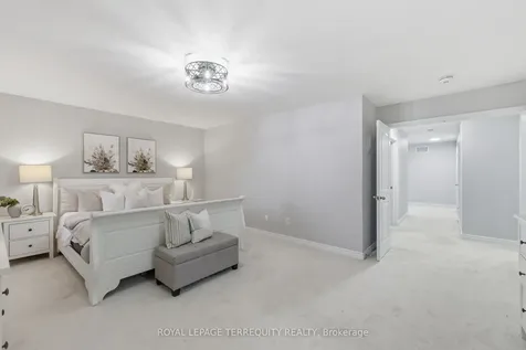215 Ronald Hooper Avenue Clarington ON L1C 7E1