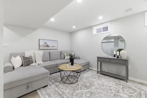 215 Ronald Hooper Avenue Clarington ON L1C 7E1