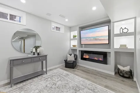 215 Ronald Hooper Avenue Clarington ON L1C 7E1