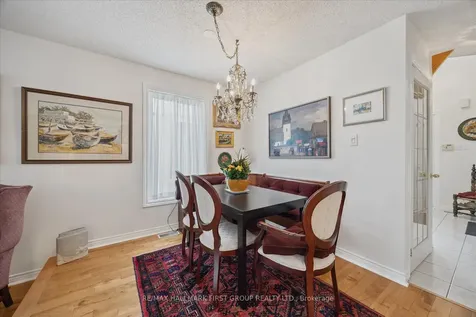 412 Athol Street Whitby ON L1N 3Z6