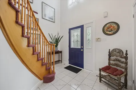 412 Athol Street Whitby ON L1N 3Z6