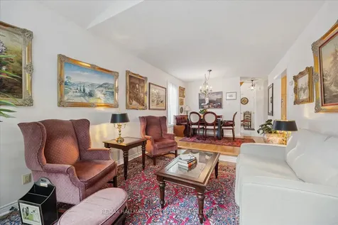 412 Athol Street Whitby ON L1N 3Z6