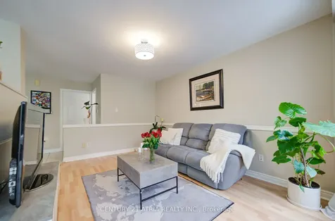 7 Whitewater Street Whitby ON L1R 2S9