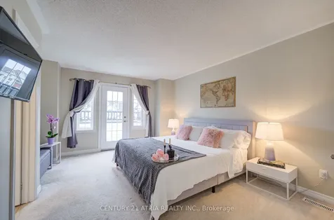 7 Whitewater Street Whitby ON L1R 2S9