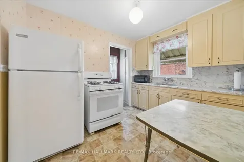 51 Bertha Avenue Toronto ON M1L 3M1
