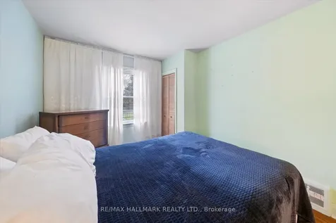 51 Bertha Avenue Toronto ON M1L 3M1