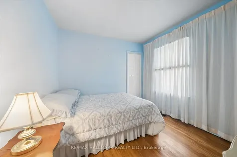 51 Bertha Avenue Toronto ON M1L 3M1