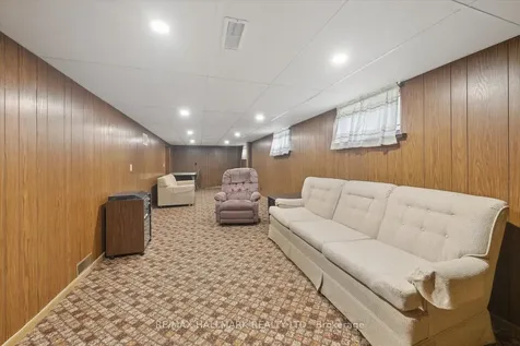 51 Bertha Avenue Toronto ON M1L 3M1