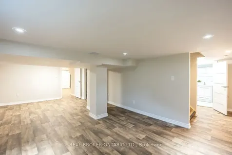 234 Oshawa Boulevard N Oshawa ON L1G 5S9