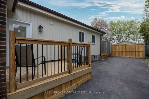 234 Oshawa Boulevard N Oshawa ON L1G 5S9