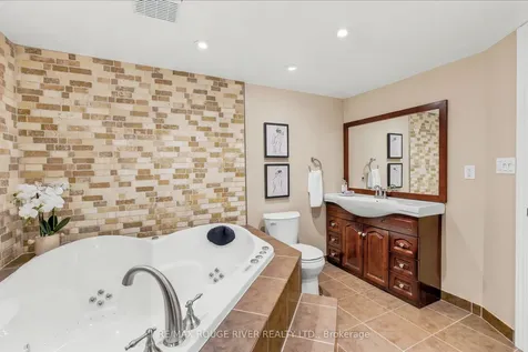 1125 Byron Street S Whitby ON L1N 4S4