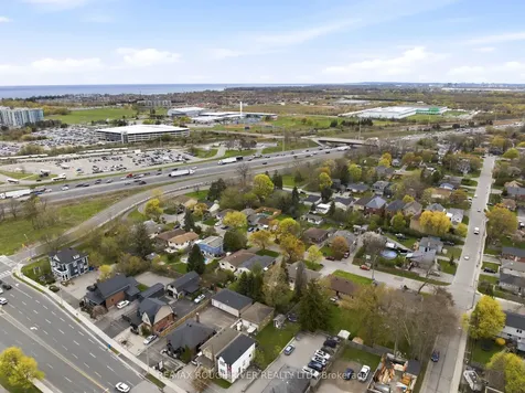 1125 Byron Street S Whitby ON L1N 4S4